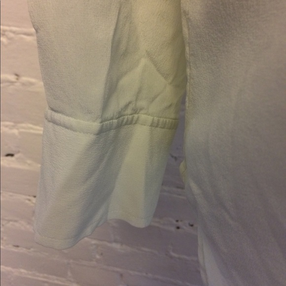 everlane soft silk blouse button down pale green size 0 - Picture 4 of 7